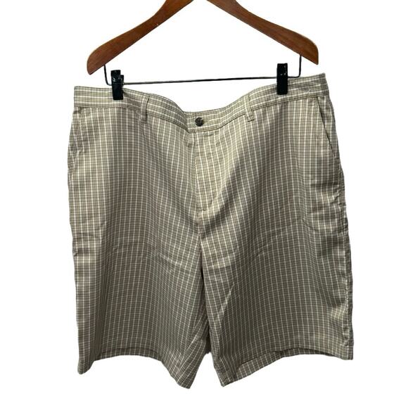 Adidas Other - Adidas Men’s Golf Shorts sz 42 Plaid Performance #G938